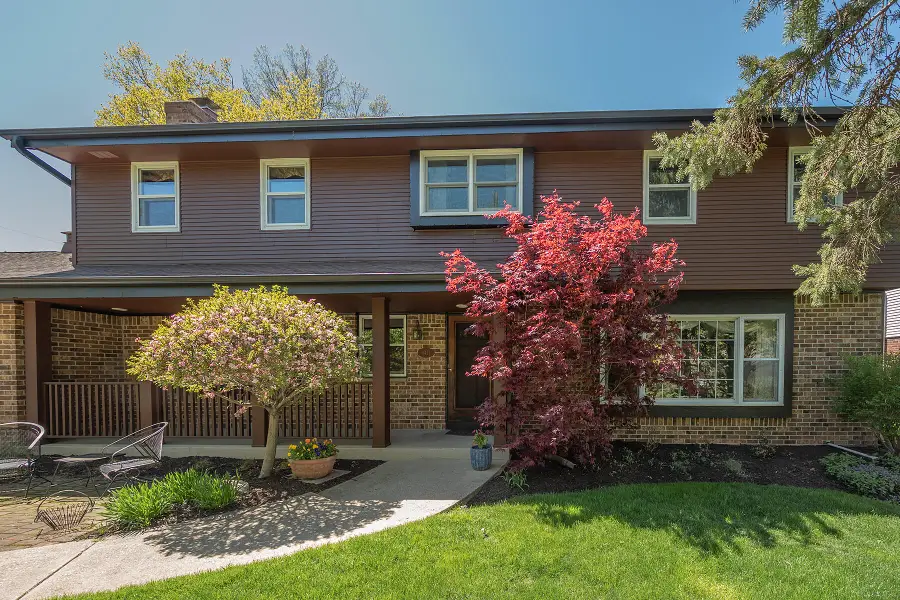 6411 N Bittersweet Ln, Glendale, WI 53217 - #3