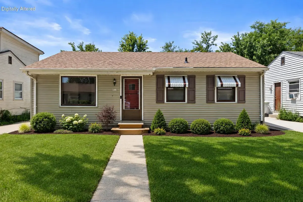 4915 N 63rd St, Milwaukee, WI 53218 - #1