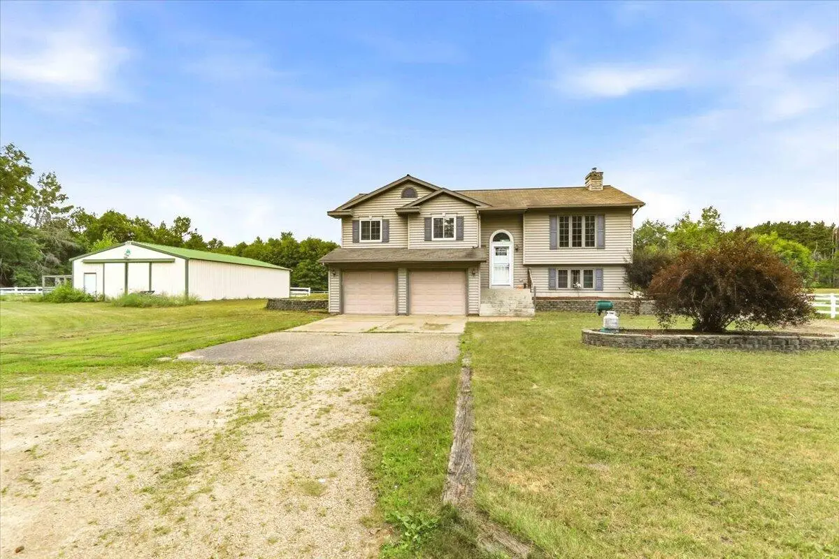 W7370 22nd St W, Necedah, WI 54646 - #1