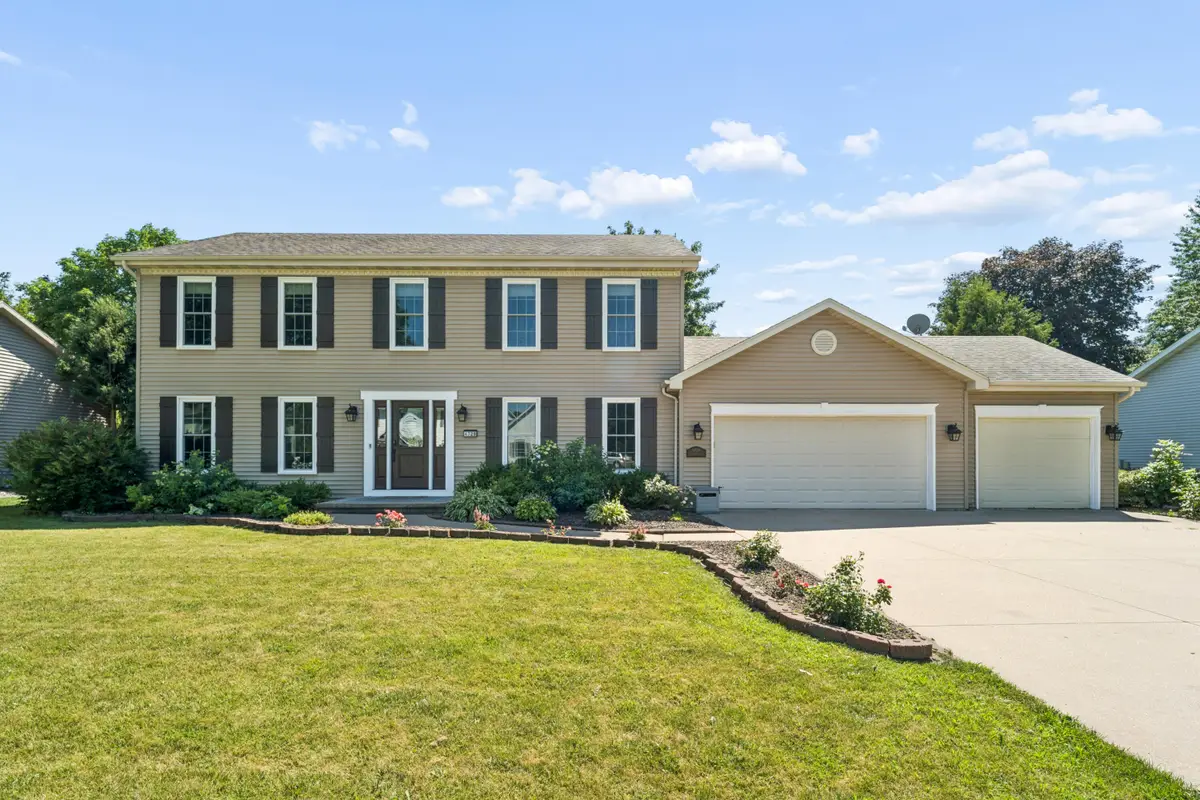 4729 W Chicory Ln, Grand Chute, WI 54914 - #1