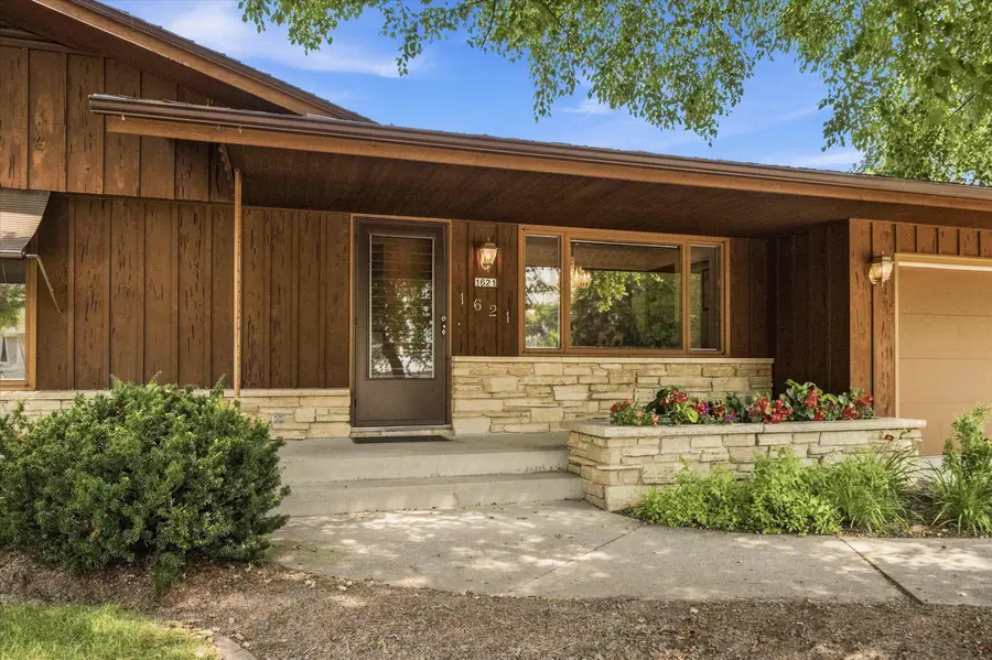 1621 N 29th St, Sheboygan, WI 53081 - #3