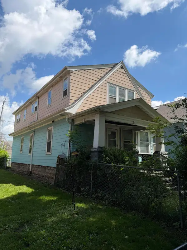 2712 W Auer Ave, Milwaukee, WI 53216