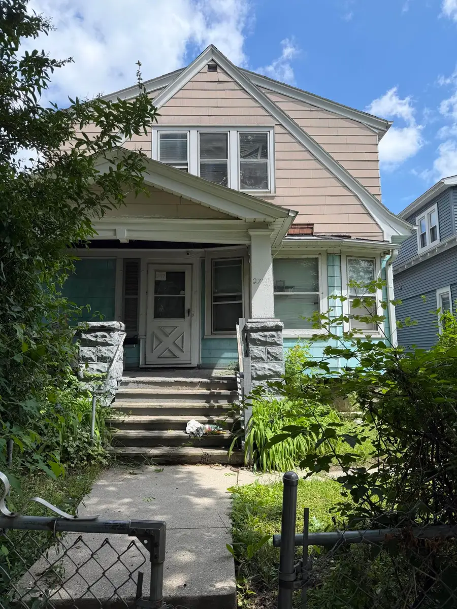 2712 W Auer Ave, Milwaukee, WI 53216 - #2