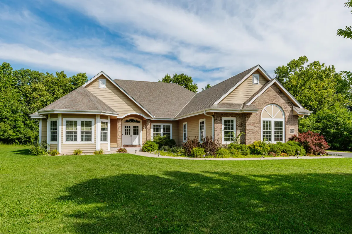 W209N11385 Reger Ct, Germantown, WI 53022 - #1