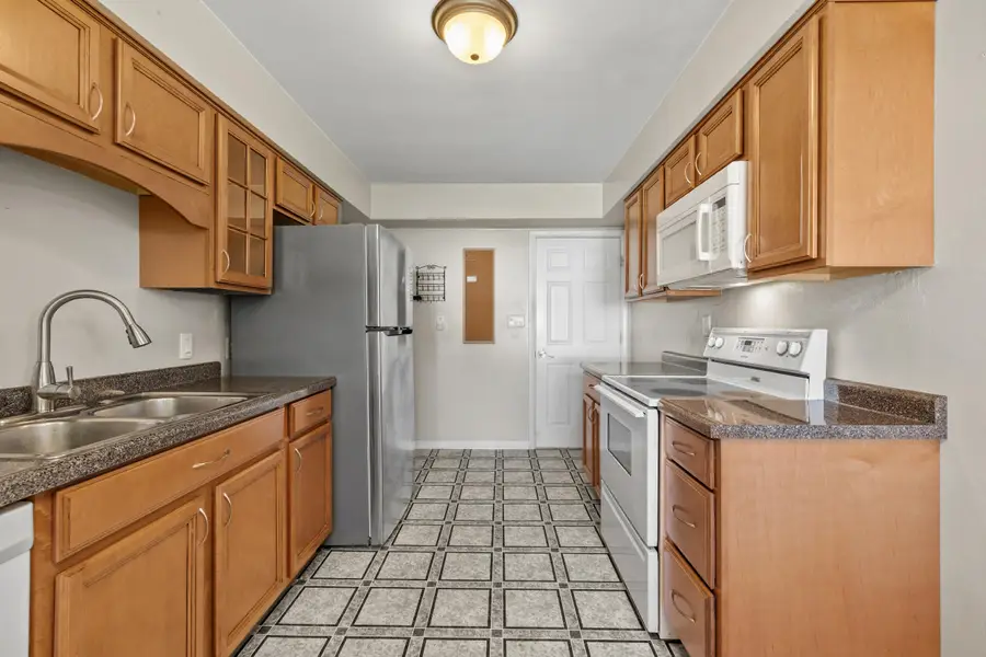 209 S Garfield Ave, Port Washington, WI 53074 - #2