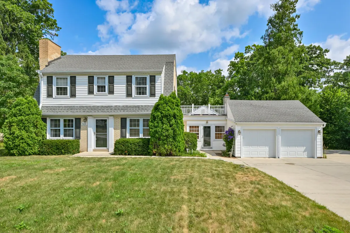 7620 W Drexel Ave, Franklin, WI 53132 - #1