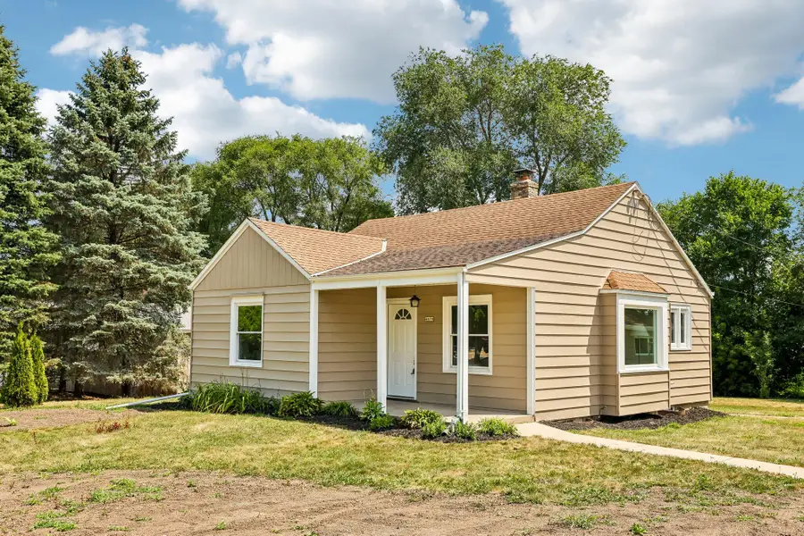 4650 S 109th St, Greenfield, WI 53228 - #2