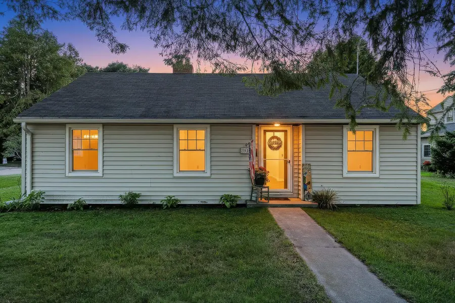2912 Adams St, Two Rivers, WI 54241 - #2