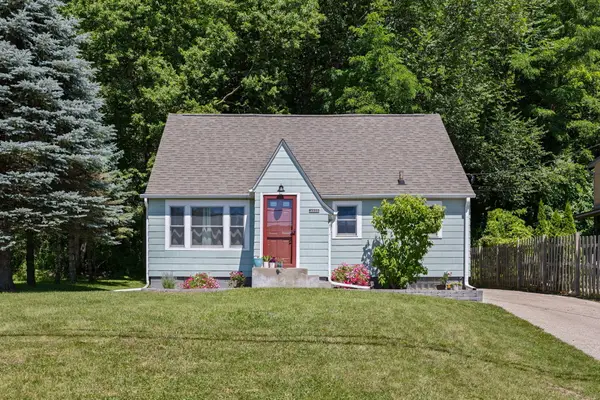 W5760 State Road 33, Shelby, WI 54601