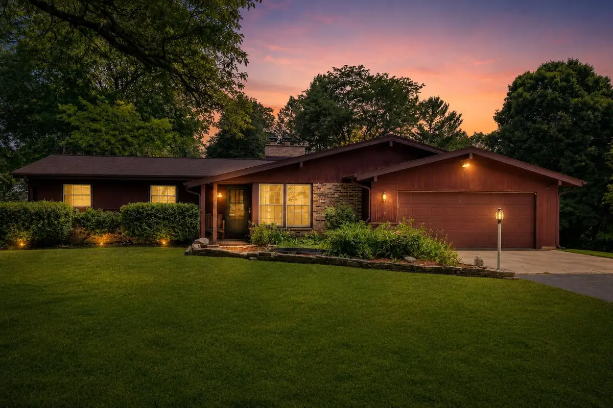 7710 S Logan Ave, Oak Creek, WI 53154 - #1