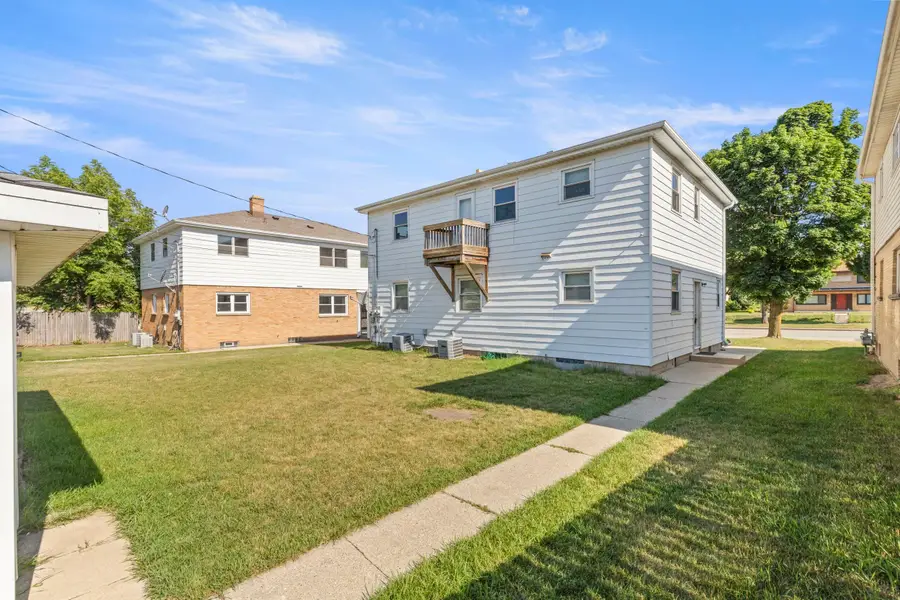 9703 W Capitol Dr, Milwaukee, WI 53222 - #2