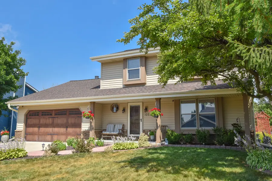 W163N10578 Ridgeview Ln, Germantown, WI 53022 - #2