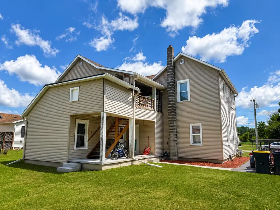 1309 2nd Main St, Elroy, WI 53929 - #2