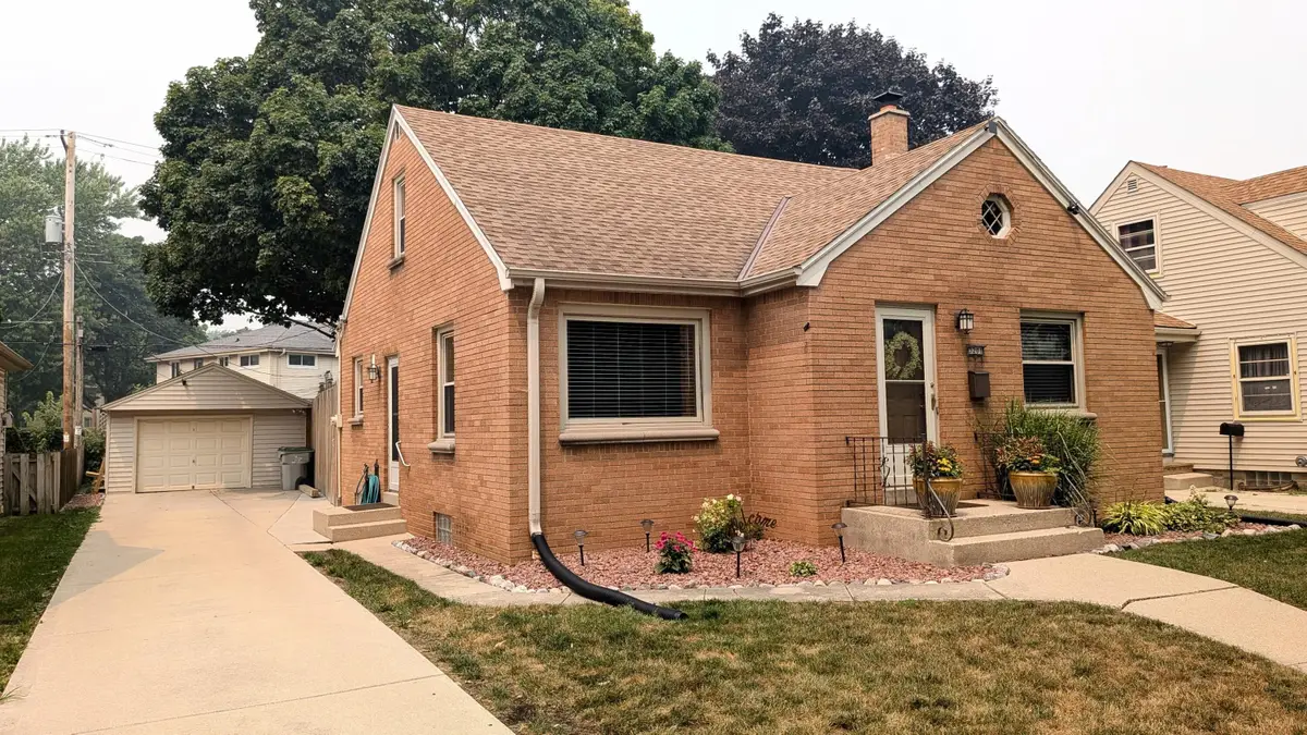 3201 S 72nd St, Milwaukee, WI 53219 - #1