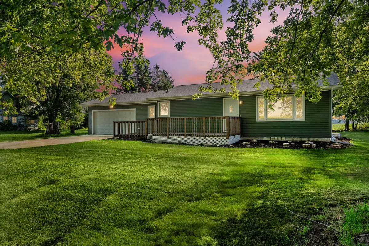 N15696 State Road 35, Trempealeau, WI 54661 - #1