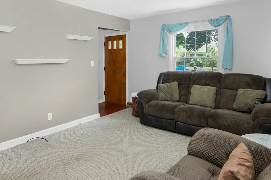 3450 E Allerton Ave, Cudahy, WI 53110 - #3