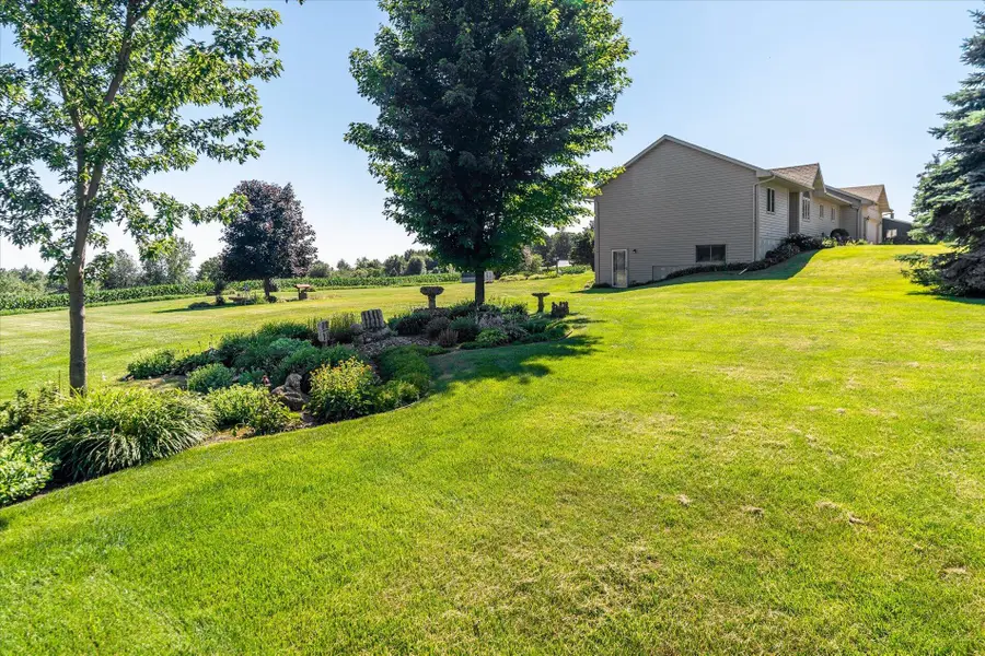 E7325 Skyline Dr, Viroqua, WI 54665 - #3