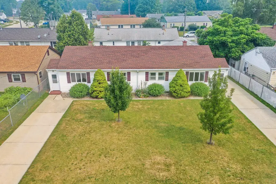 3316 Kete St, Manitowoc, WI 54220 - #3