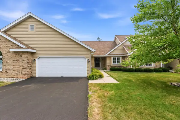 846 Shoal Crk, Waterford, WI 53185
