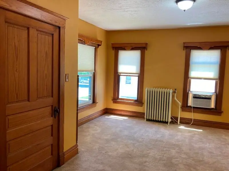 326 Caroline St, Plymouth, WI 53073 - #3