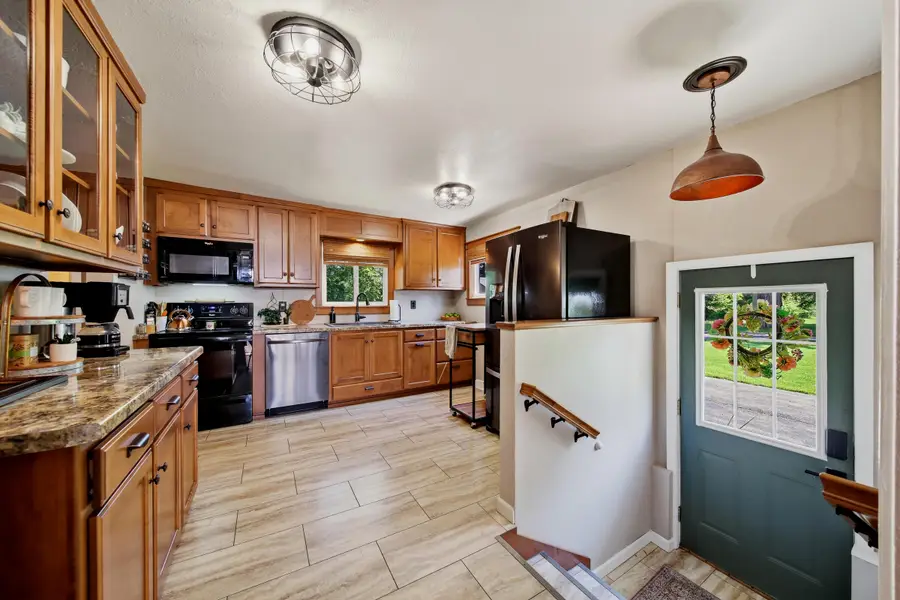 N4694 Lakeshore Dr, Stockbridge, WI 53014 - #2