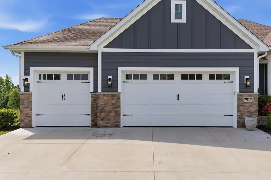 7917 Creek View Ln, Mount Pleasant, WI 53406 - #3