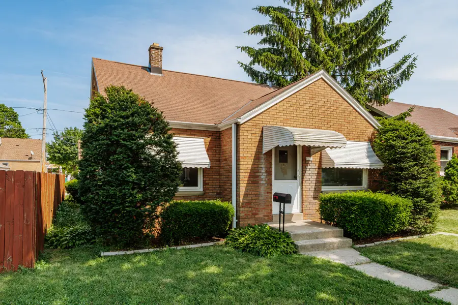 3536 S 16th St, Milwaukee, WI 53221 - #3