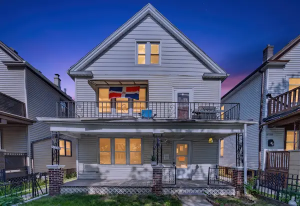 2553 S 12th St, Milwaukee, WI 53215