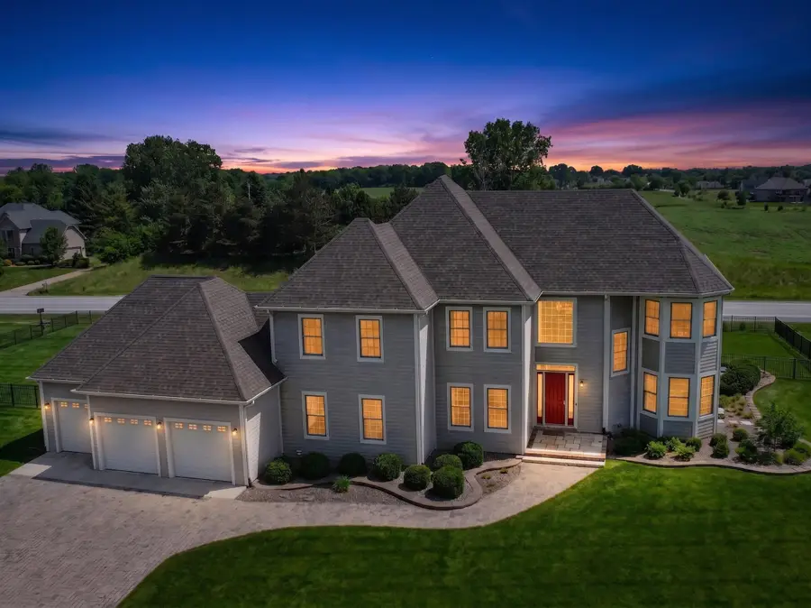 3268 Bay Hill Rd, Port Washington, WI 53074 - #2