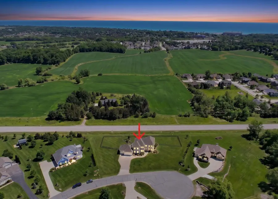 3268 Bay Hill Rd, Port Washington, WI 53074 - #3