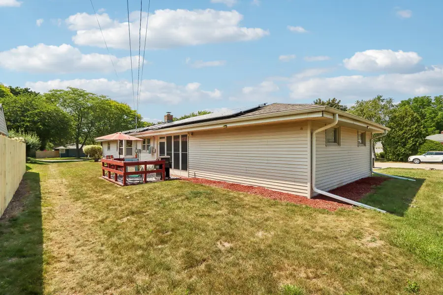 5665 W Range Ave, Brown Deer, WI 53223 - #3