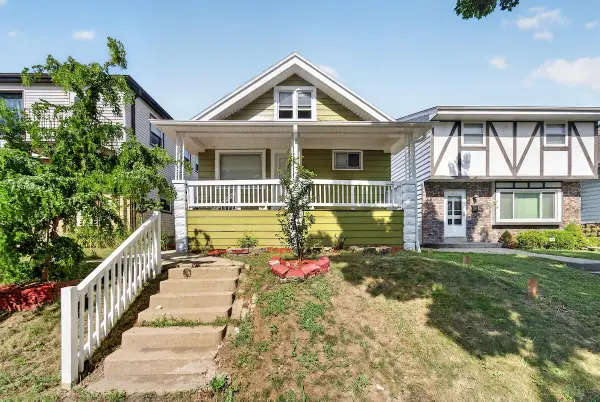 2239 S 59th St, West Allis, WI 53219