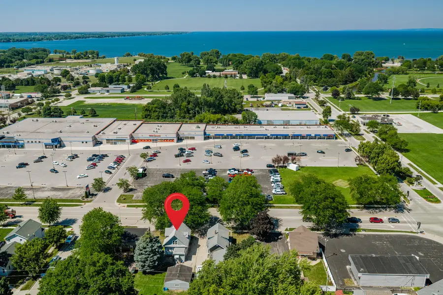 34 W Scott St, Fond Du Lac, WI 54937 - #3