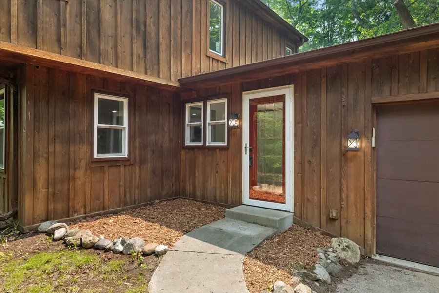 5400 Bauers Dr, West Bend, WI 53095 - #2