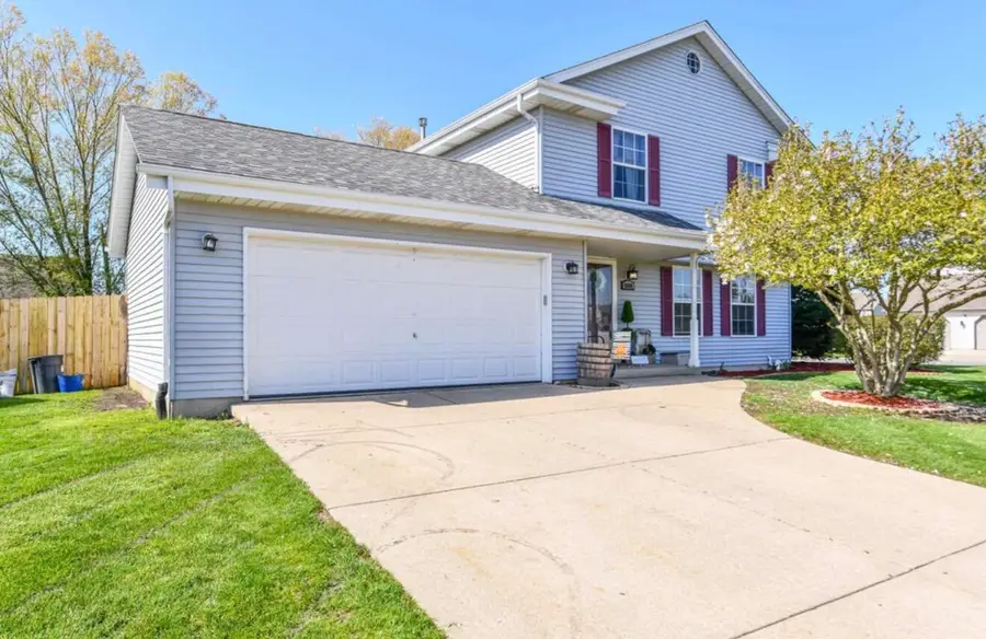 8609 Fox Haven Chase St, Sturtevant, WI 53177 - #2