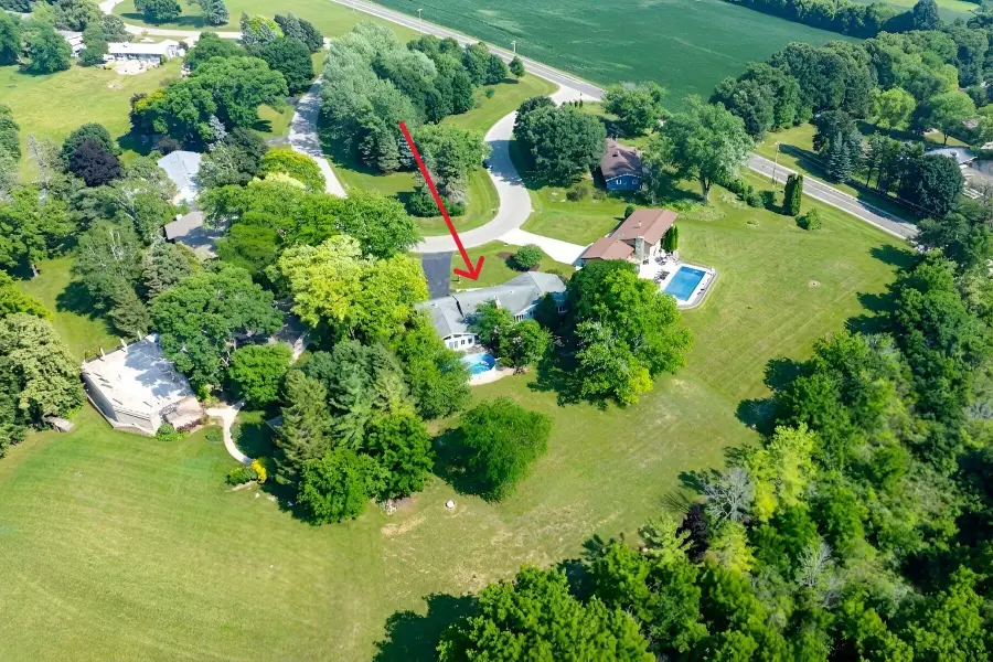 W212N10497 Parkland Cir, Germantown, WI 53017 - #2