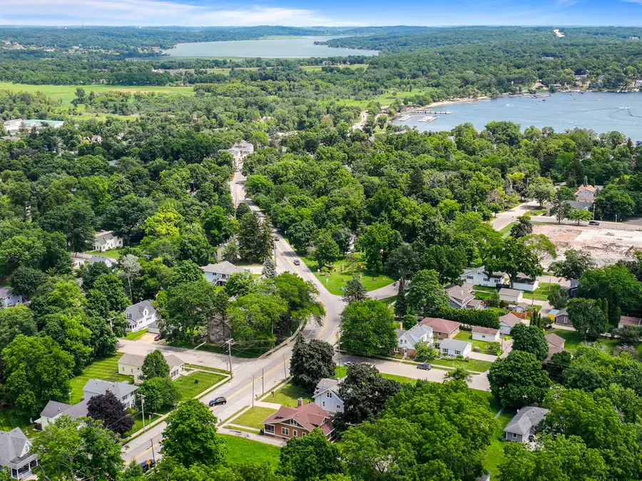 203 W Geneva St, Williams Bay, WI 53191 - #2