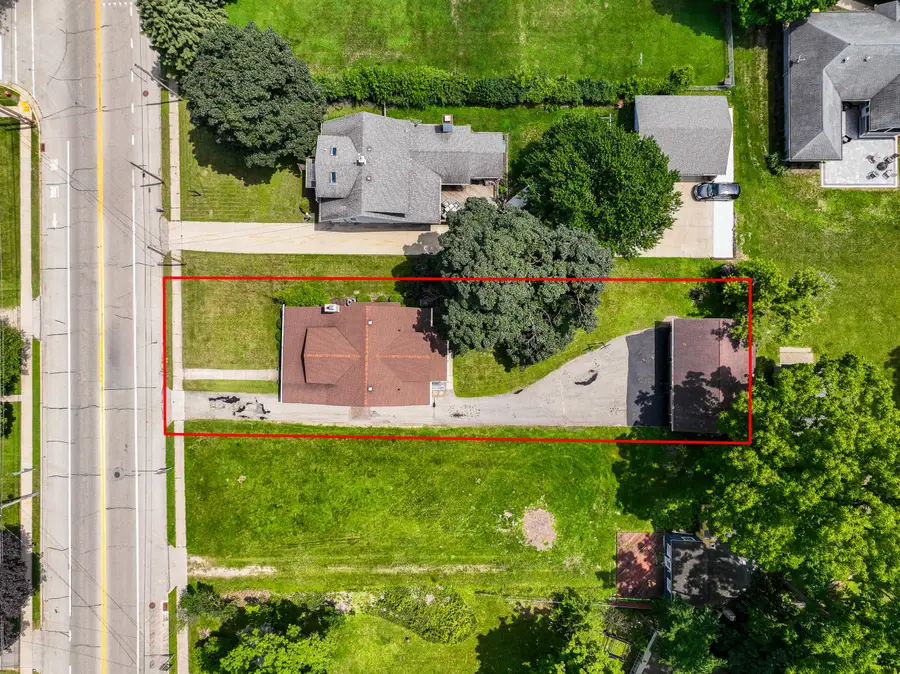 203 W Geneva St, Williams Bay, WI 53191 - #3