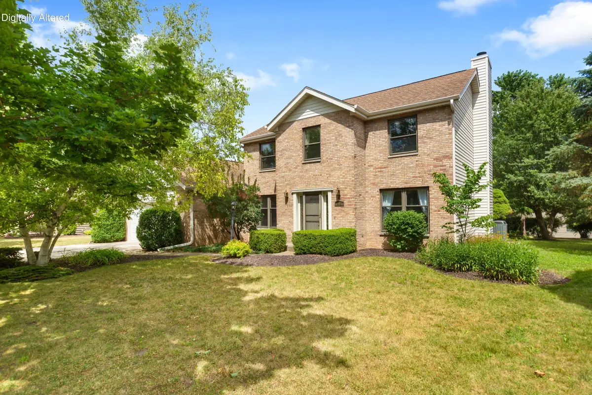 948 Cedar Dr, Burlington, WI 53105 - #1