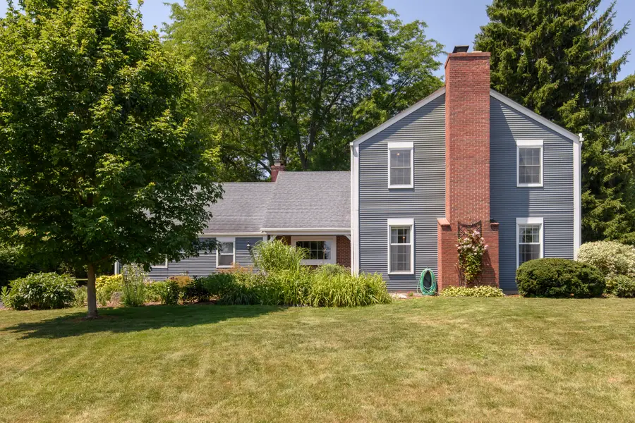 2945 Santa Maria Dr, Brookfield, WI 53005 - #2