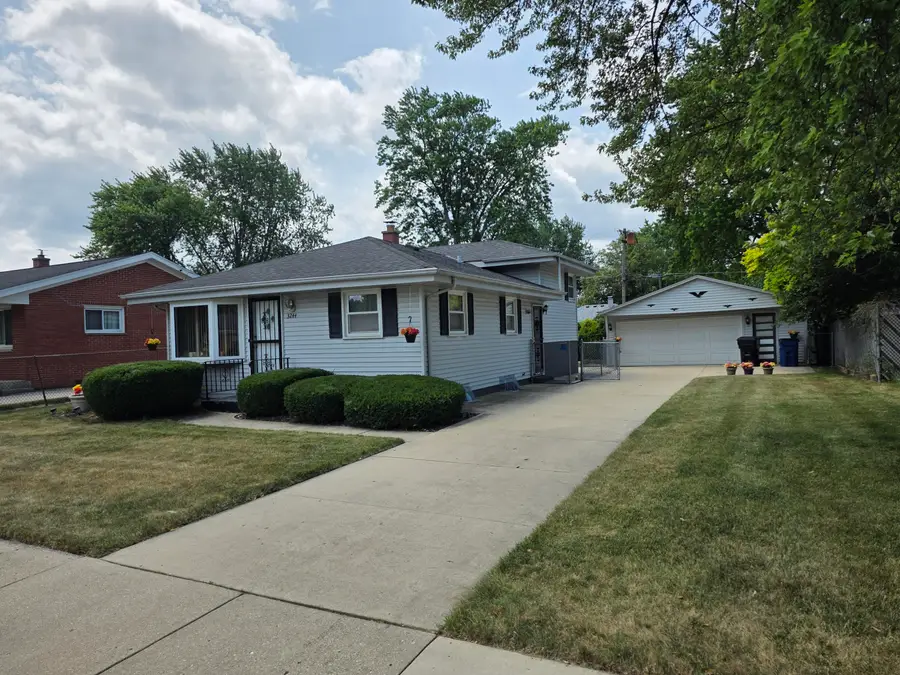 3244 Debra Ln, Racine, WI 53403 - #2