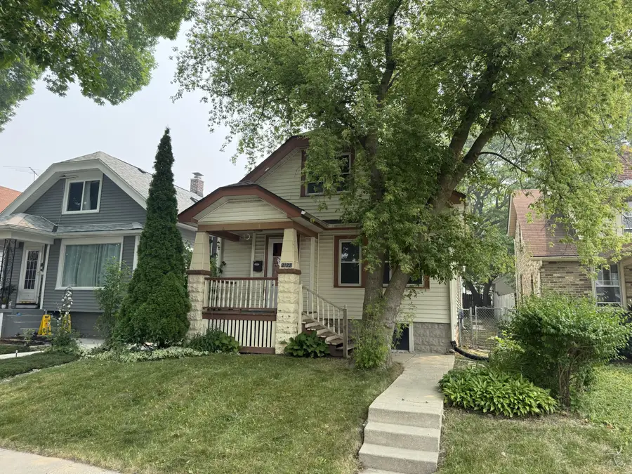 2122 S 77th St, West Allis, WI 53219 - #2