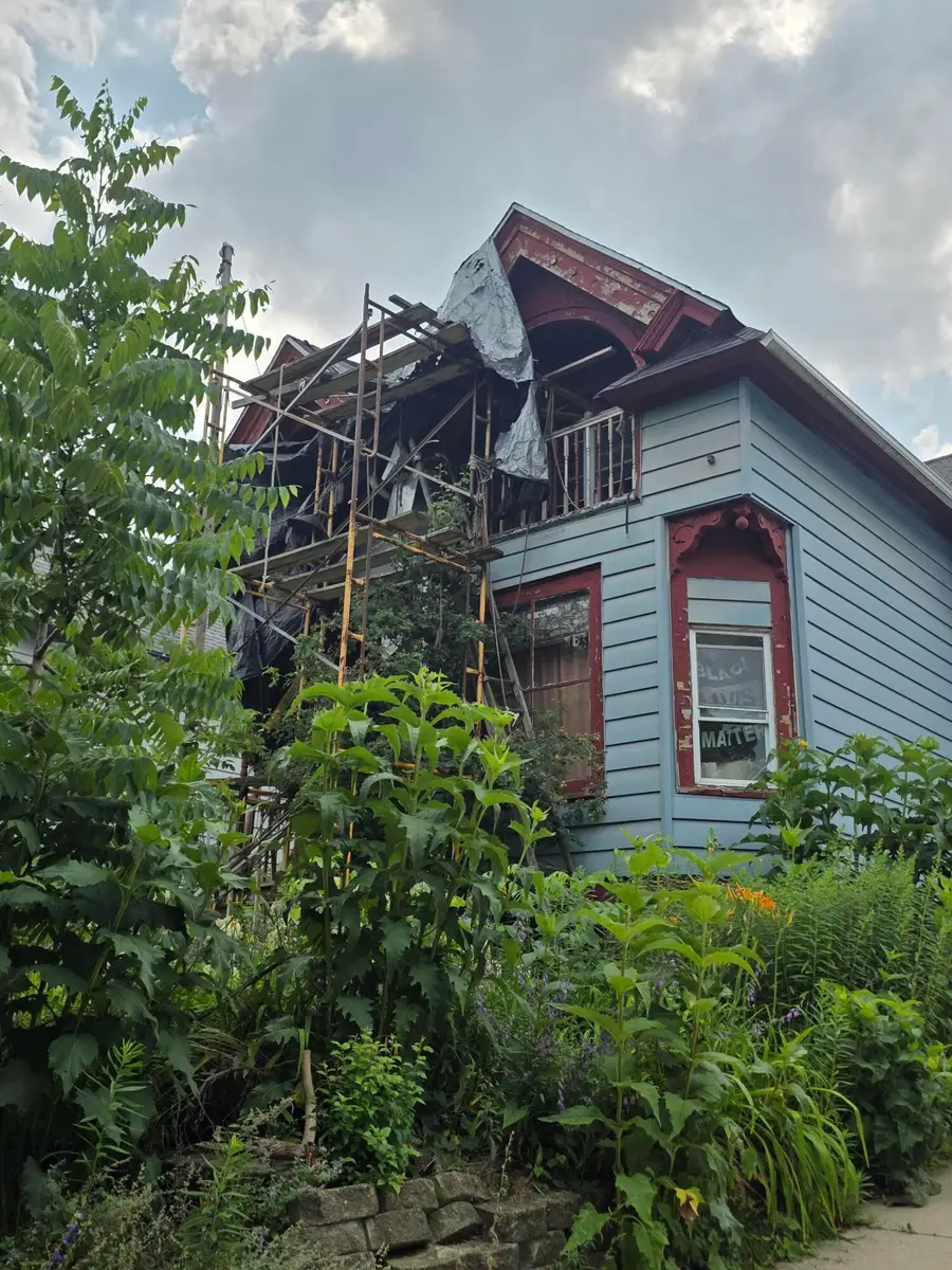 2233 S Woodward St, Milwaukee, WI 53207 - #2