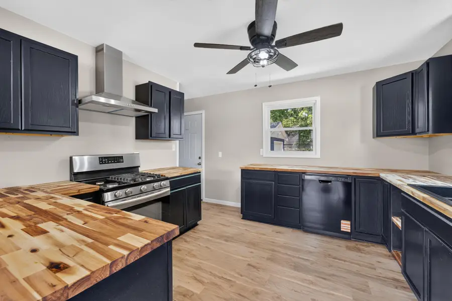 1802 25th St, Kenosha, WI 53140 - #3