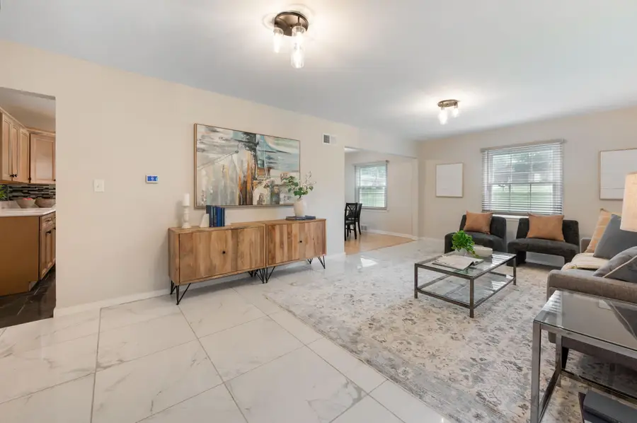 13460 Tremont St, Brookfield, WI 53005 - #2