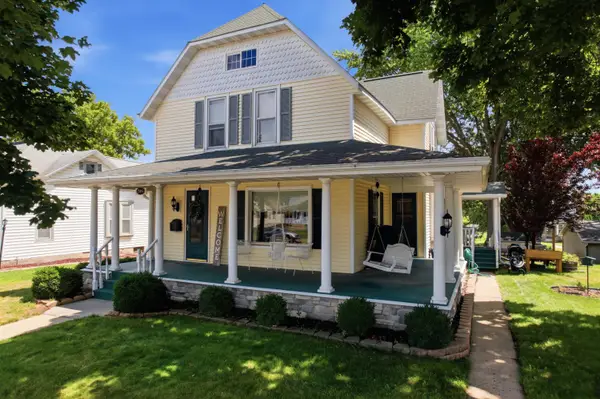 316 Kilbourn Ave, Tomah, WI 54660