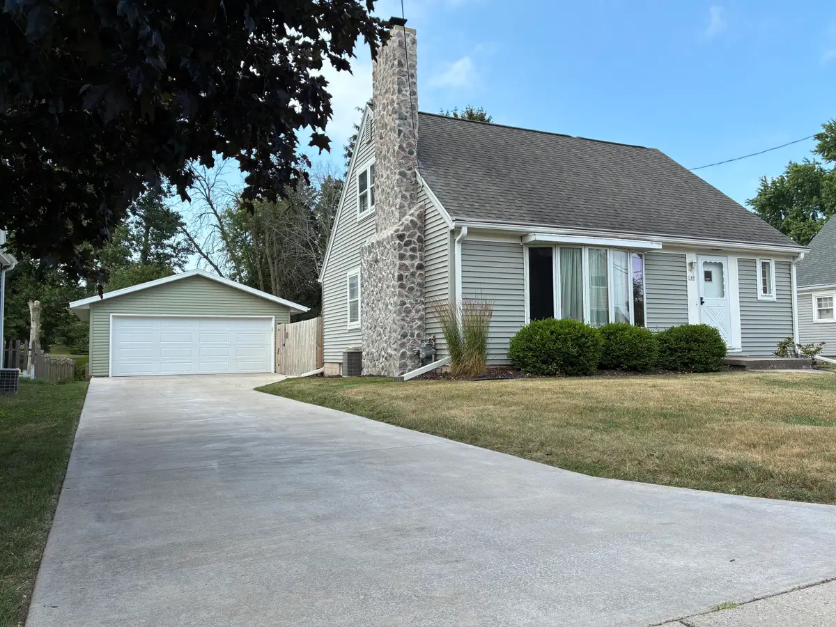 149 W Center Ave, Cedar Grove, WI 53013 - #1