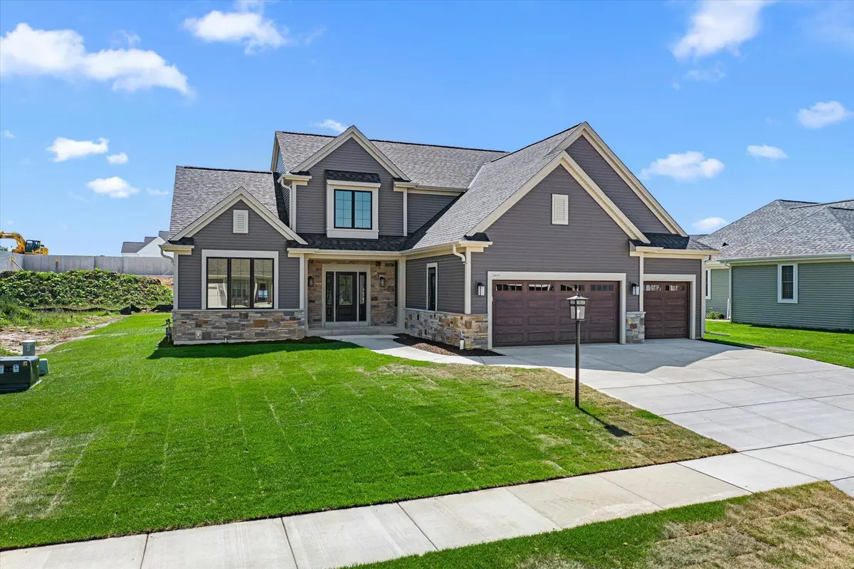 3809 White Oak Way, Waukesha, WI 53188 - #1