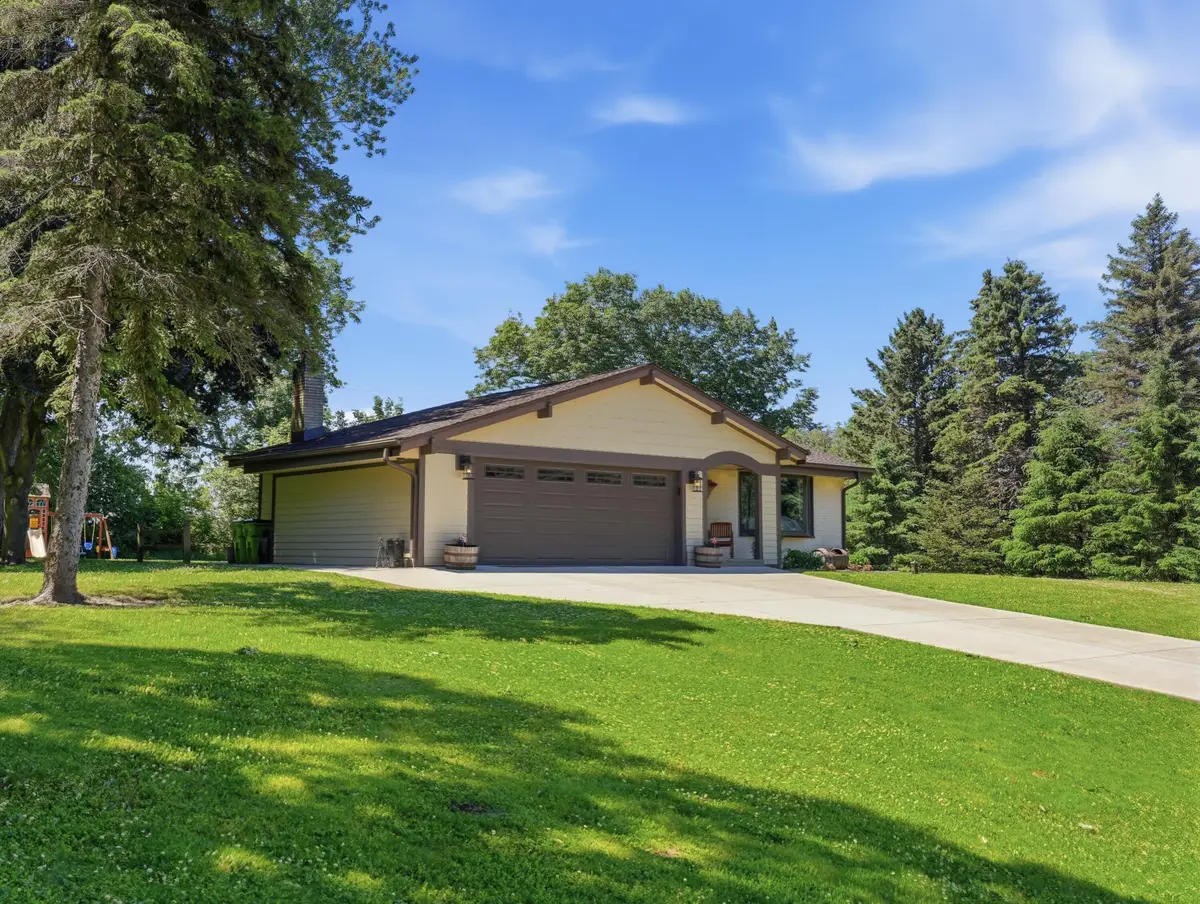 4705 Bambi Rd, Hubertus, WI 53033 - #1