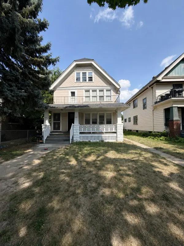 2834 N 47th St, Milwaukee, WI 53210